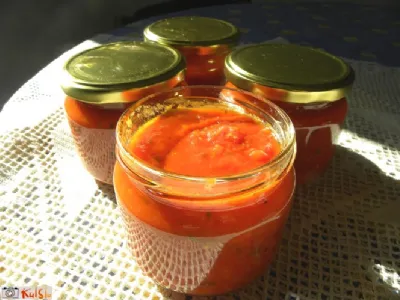 Paradižnikova omaka z zelenjavo