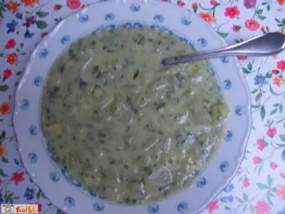 Kumarno-krompirjeva enolončnica