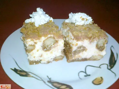 Tiramisu z limono in arašidi