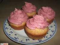 Fotografija recepta: Malinini cupcakes