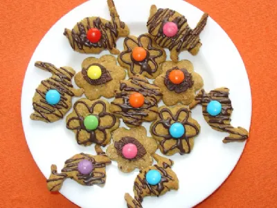 Polnozrnati piškotki z bonboni