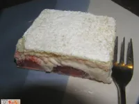 Fotografija recepta: Jagodne kremšnite