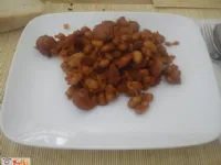 Fotografija recepta: Fižol s kranjsko klobaso v pečici