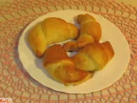 Fotografija recepta: Kvašeni rogljički z orehi 