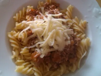 Mesna omaka za špagete/makarone