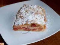 Fotografija recepta: Češnjev štrudl