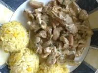 Fotografija recepta: Puranji rezanci v smetanovi omaki