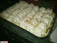 Fotografija recepta: Bananina torta s kislo smetano in keksi