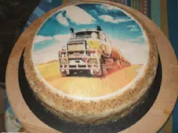 Fotografija recepta: Torta z orehi in belo čokolado