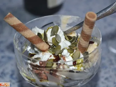 Sladoled z bučnim oljem