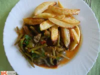 Fotografija recepta: Dušen stročji fižol z mesom