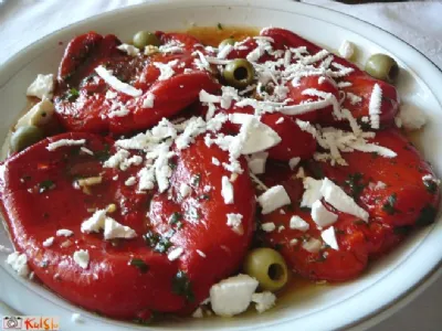 Pečena paprika s feto