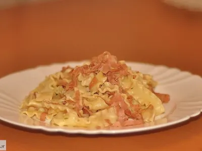 Testenine z mortadelo