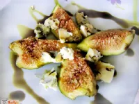 Fotografija recepta: Fige in sir s plemenito plesnijo