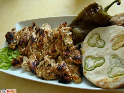 Piščanec na žaru »ala fasulas«