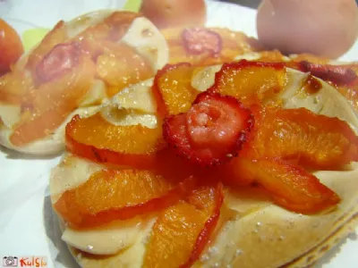 Tortice iz vlečenega testa z marelicami