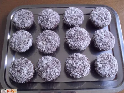 Čokoladni muffini s kokosovim srcem