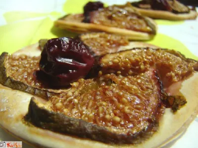 Tortice iz vlečenega testa s figami