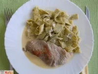 Fotografija recepta: Zrezki v sirovi omaki