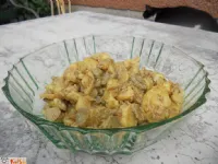 Fotografija recepta: Krompirjeva solata s popraženo čebulo