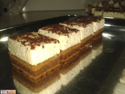 Zelo dobro pecivo s sadnim jogurtom