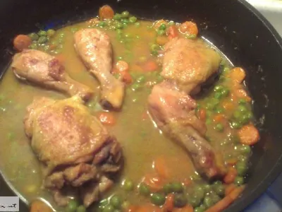 Piščanec v zelenjavni omaki