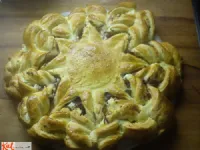 Fotografija recepta: Čebulna pogača s skuto in slanino 