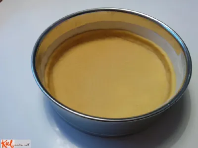 Krhko testo za peko z nadevom