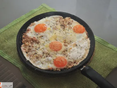 Bogata jajčka z jurčki 