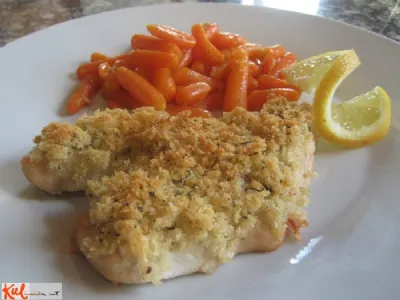 Piščančji file pod kruhovo skorjico..