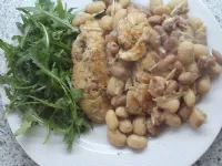 Fotografija recepta: Pečen piščanec s kremastim belim fižolom