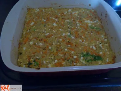 Narastek z brokolijem in kvinojo