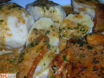 Skutni kruhovi cmoki