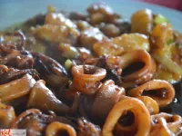 Fotografija recepta: Lignji z ingverjem in česnom