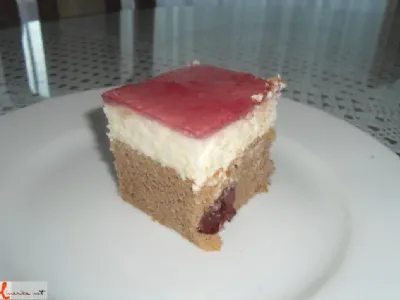 Skutino pecivo z višnjami