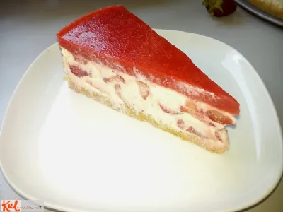 Jagodna lepa in fina torta