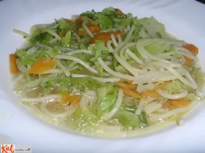 Tribarvna ohrovtova juha