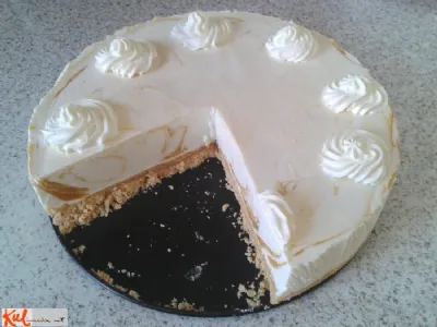 Marmorirana sadno - jogurtova torta