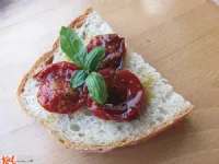 Fotografija recepta: Posušen paradižnik