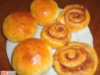 Fotografija recepta: Cimetovi polžki in sladki kruhki