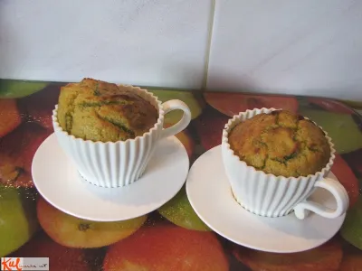 Slani krompirjevi muffini s pestom in blitvo