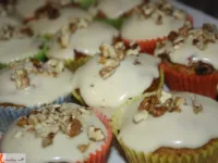 Fotografija recepta: Korenčkovi muffini s kremnim sirom