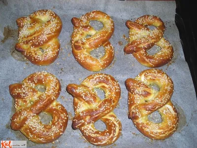 Mehke preste s sezamom