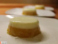 Fotografija recepta: Jogurtova strjenka s kakijevo kremo