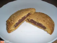 Fotografija recepta: Kukiji nadevani z Nutello in arašidovim maslom