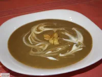Fotografija recepta: Lečina juha s pečenim kostanjem