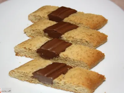 Piškoti z marcipanom in nutello