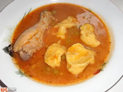 Piščančja obara z žličniki