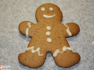 Medeni možje z rumovo glazuro