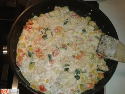 Kvinoja z zelenjavo in piščancem